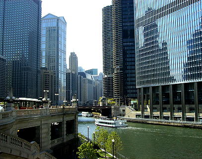 chicago river tour
